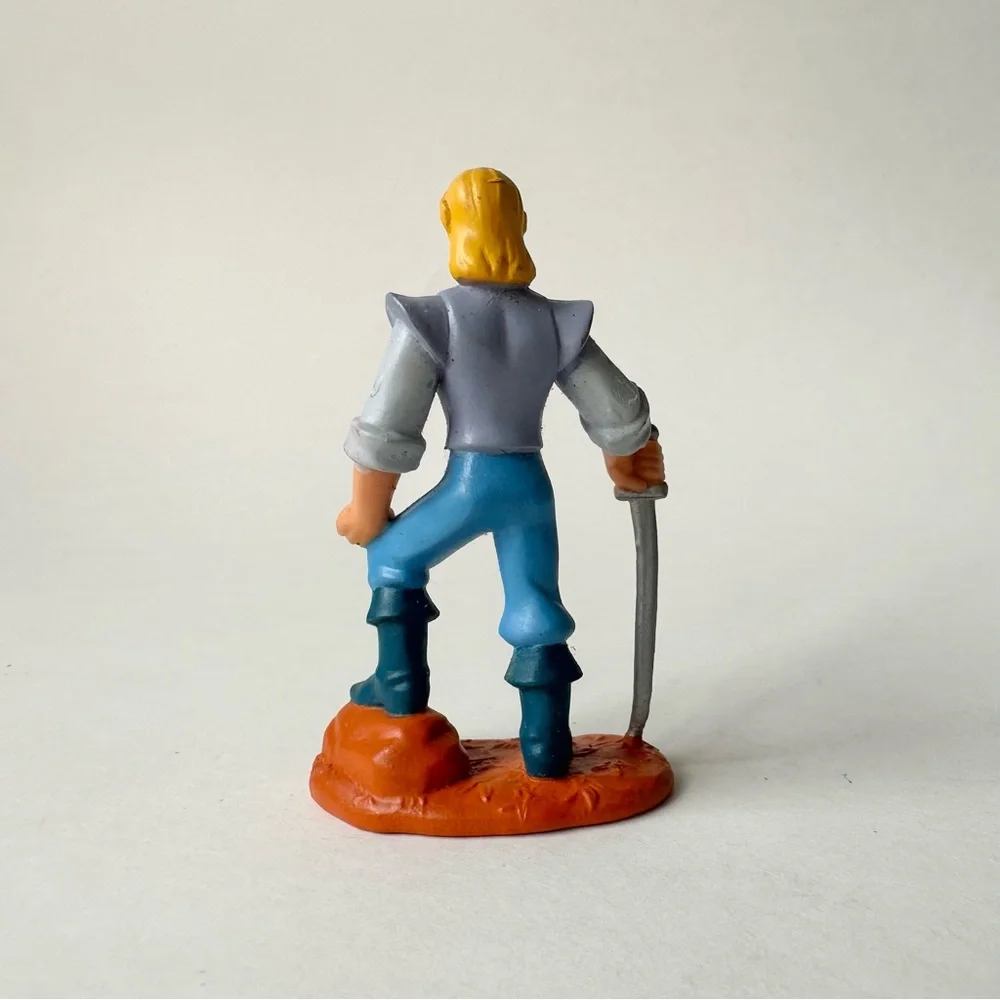Vintage Pocahontas Burger King cup and figure Bundle